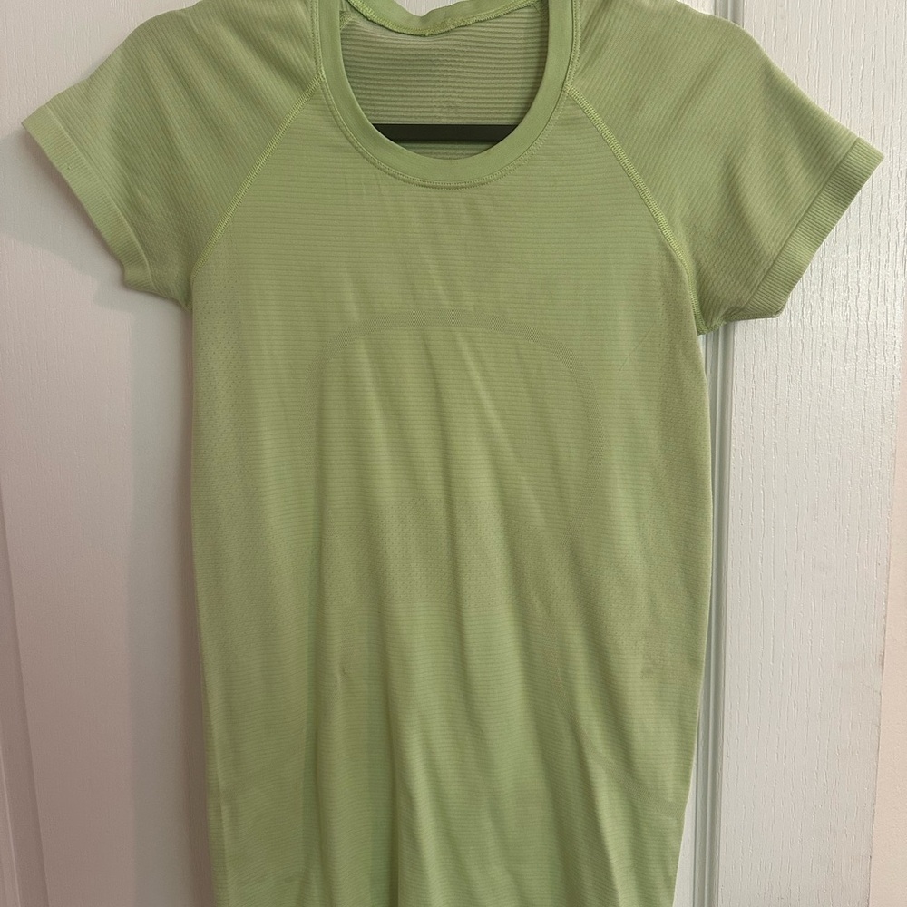 Lululemon swiftly tee